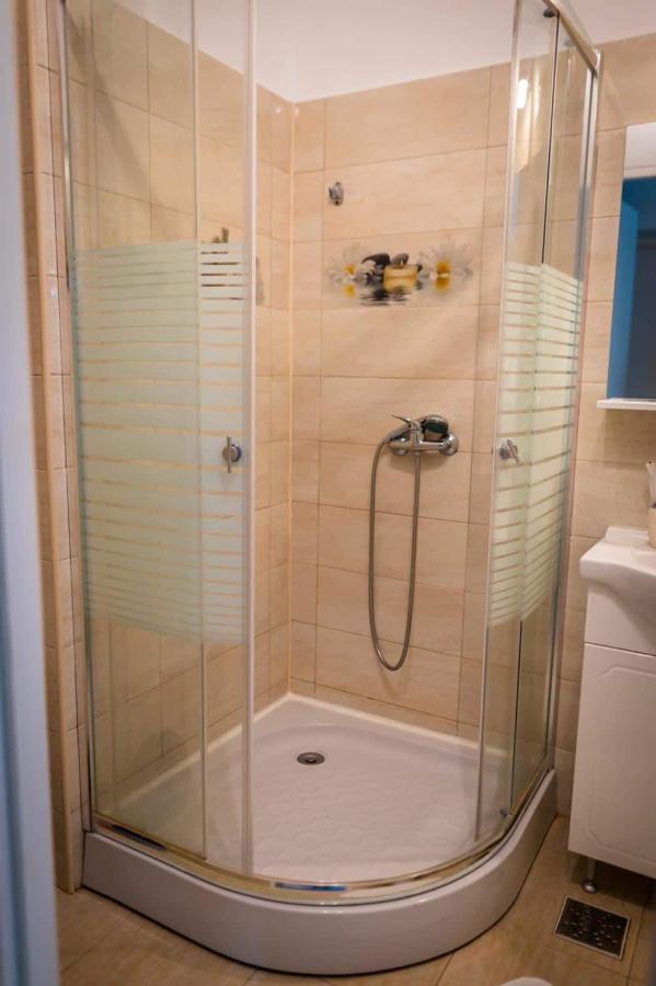 The Nest@Pinehouse Apartment Брашов Екстериор снимка